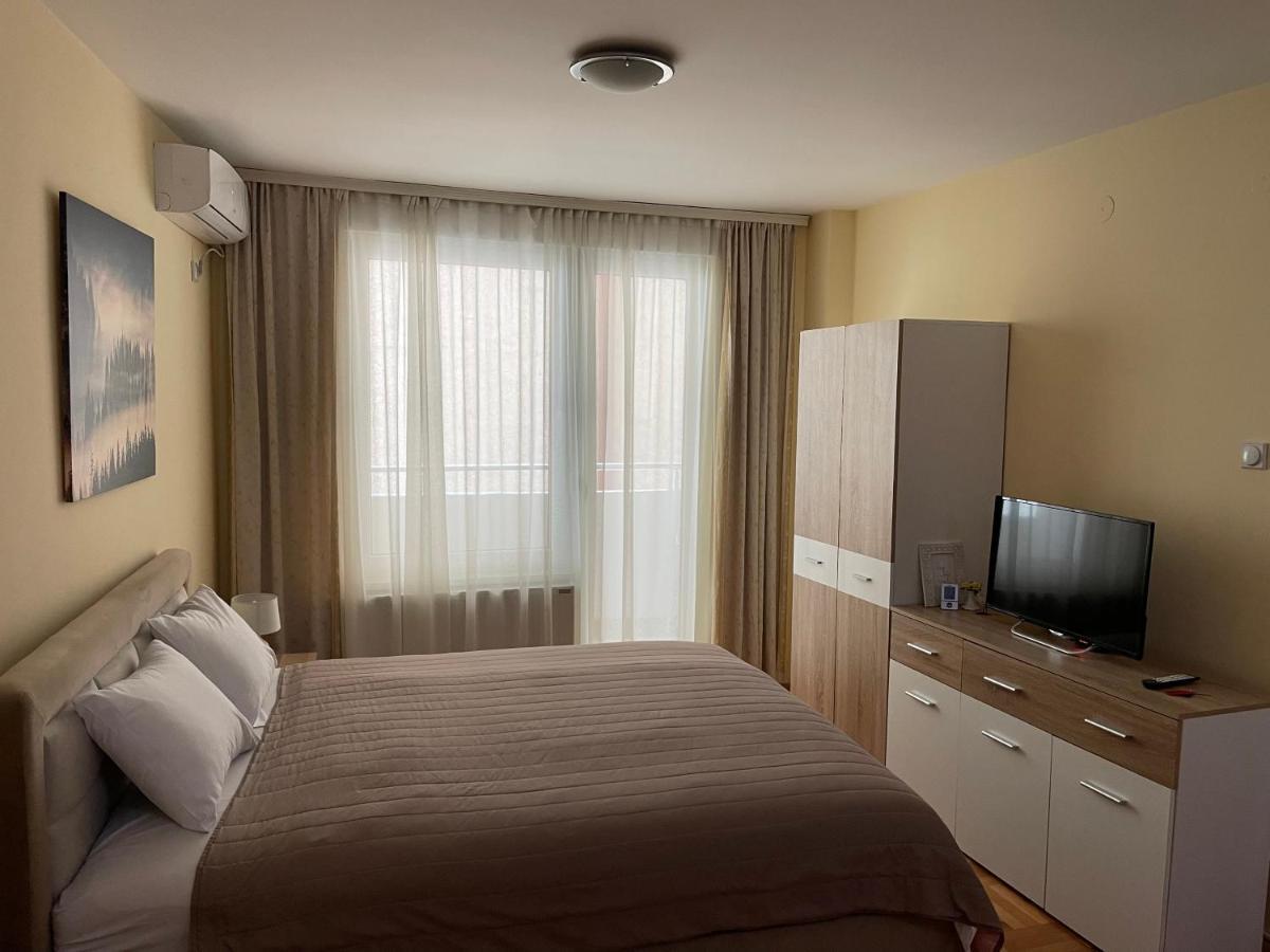 Trident Apartments 2 Nis Ngoại thất bức ảnh